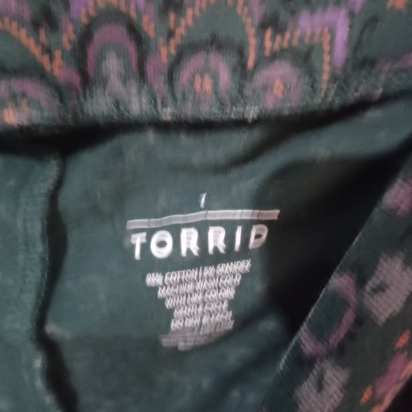 Torrid Multicolor Patterned Leggings - Picture 2 of 2